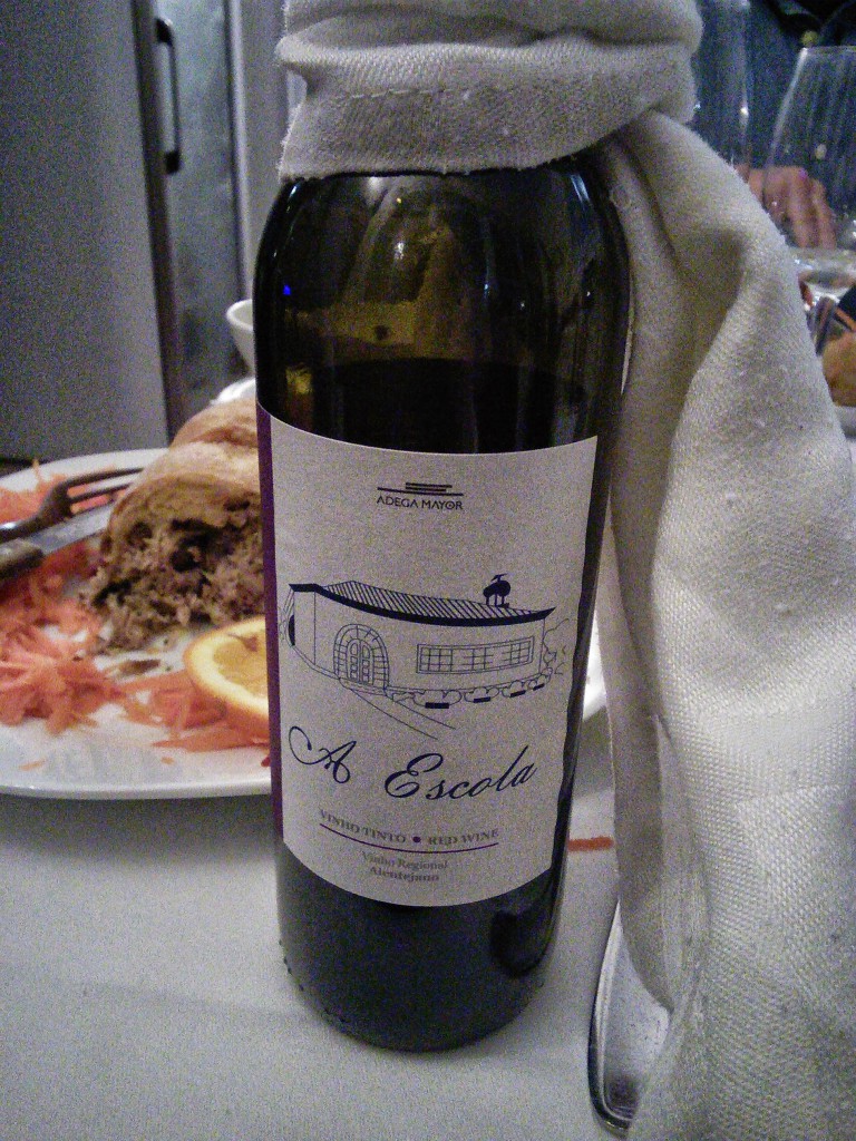 vinho da casa restaurante a escola